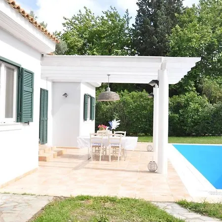 Villa Erietta & Villa Ariana Near Lefkas Center * Απόλπαινα