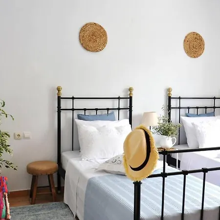 Villa Erietta & Villa Ariana Near Lefkas Center Απόλπαινα