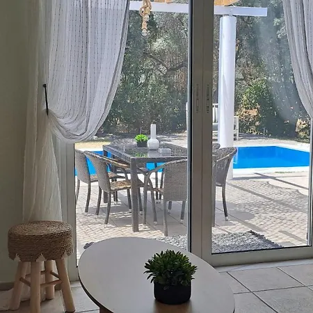 Villa Erietta & Villa Ariana Near Lefkas Center *